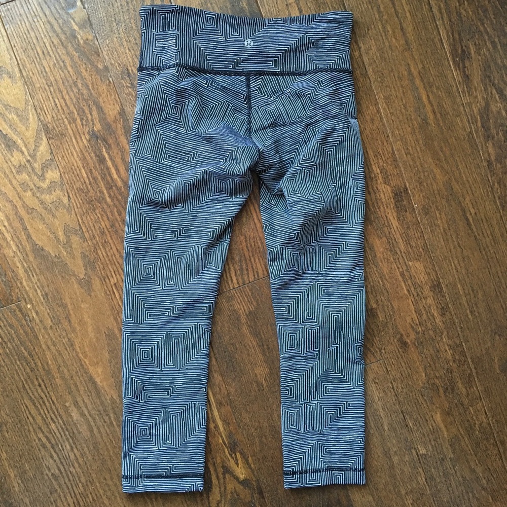 Lululemon Wunder Under Size 4